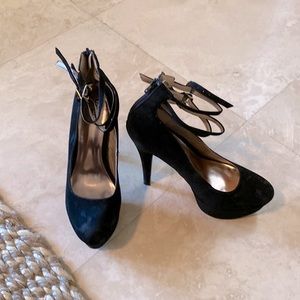 Women’s Charlotte Rousse Buckle Heels